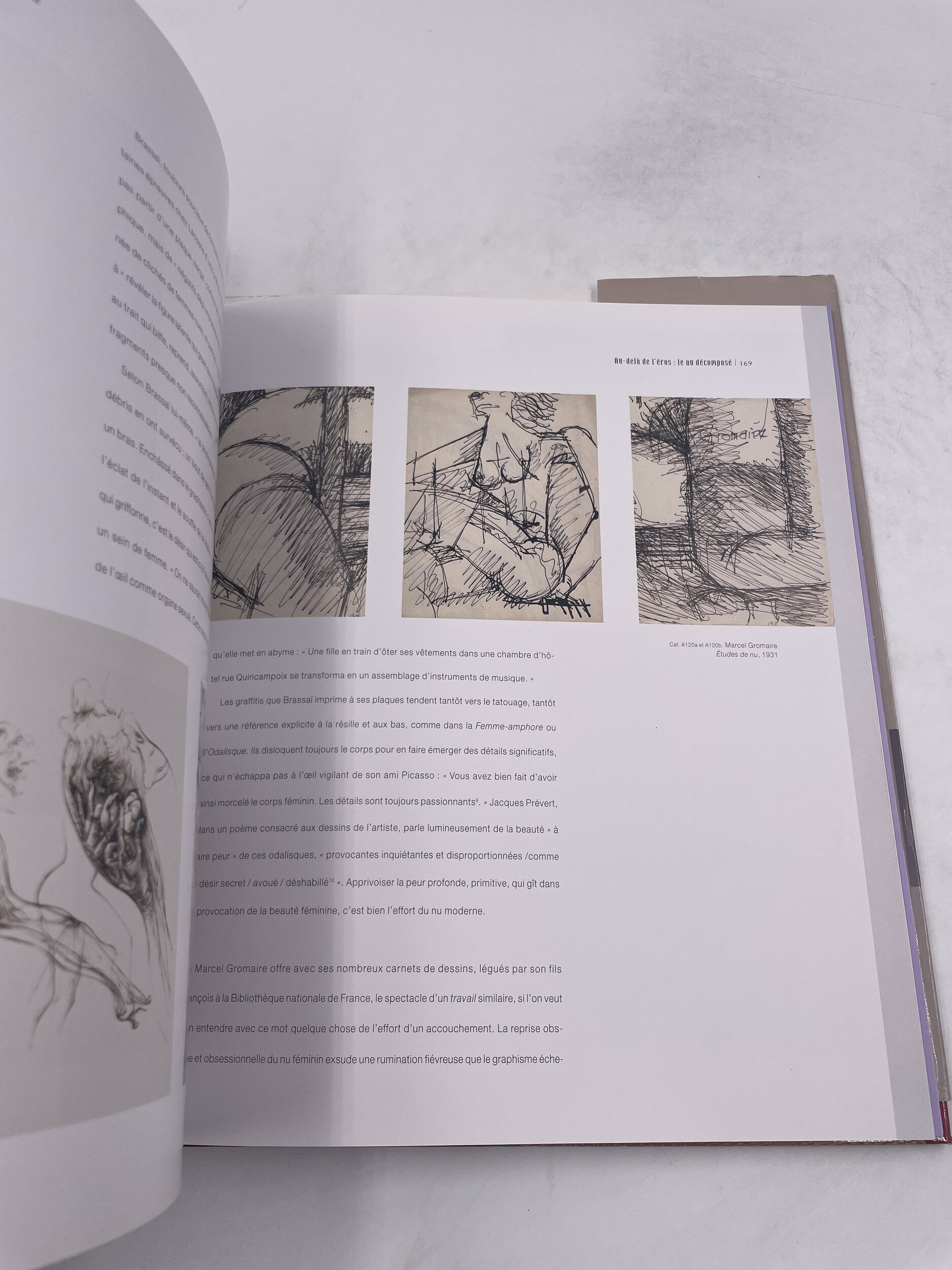 À fleur de peau – Le bas, entre mode et art de 1850 à nos jours – Image 5